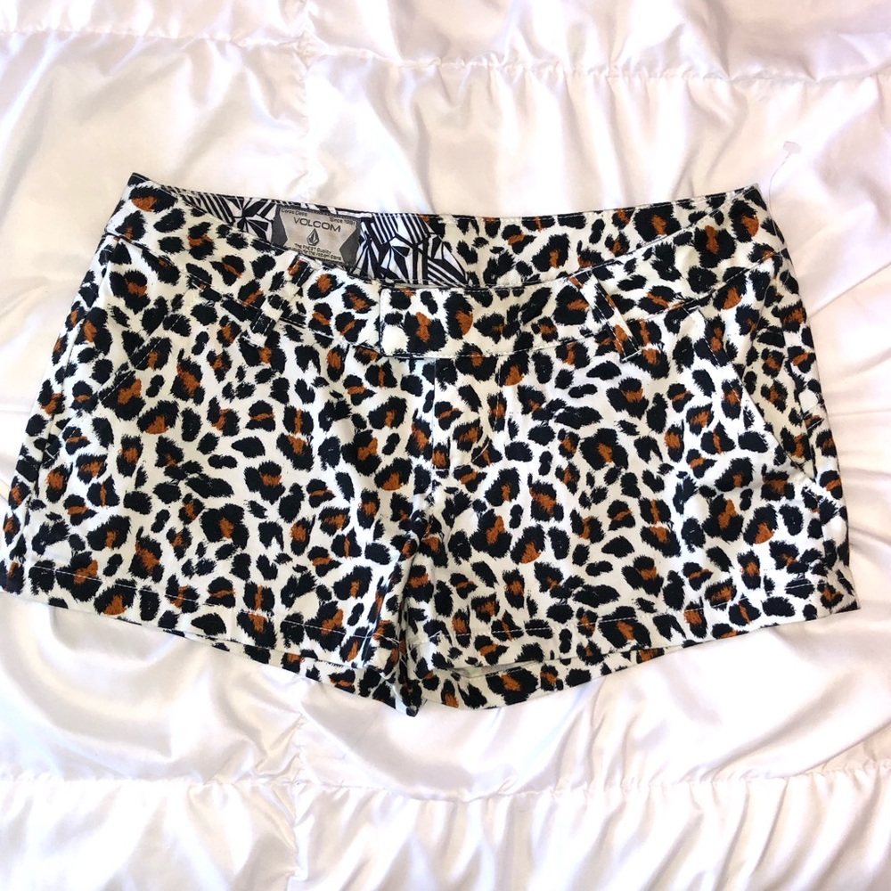 Volcom Leopard shorts